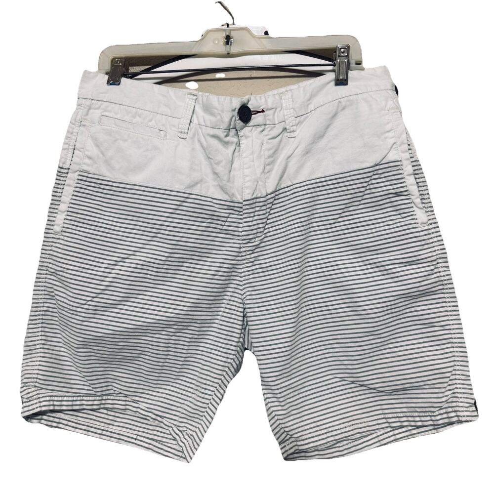 Howe Men's Casual Shorts White striped sz 34 No 65 Creative workforce cotton